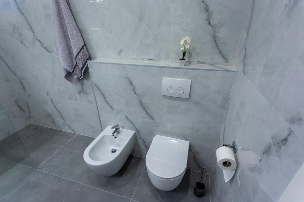 Secluded House - Guaranteed Privacy - Heated Pool Villa Klis ภายนอก รูปภาพ