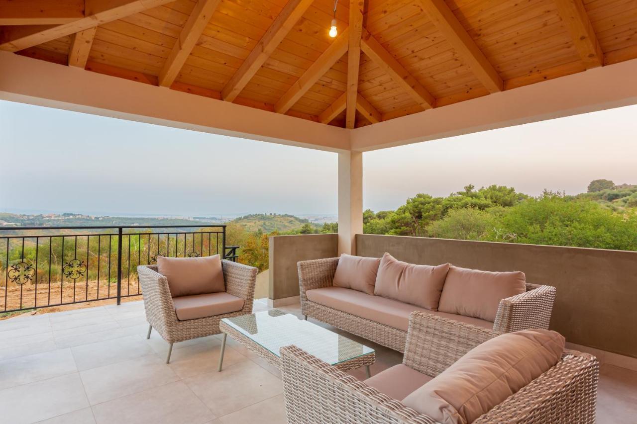 Secluded House - Guaranteed Privacy - Heated Pool Villa Klis ภายนอก รูปภาพ